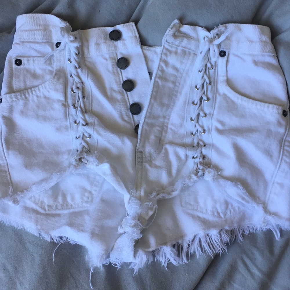 Carmar white lace up shorts